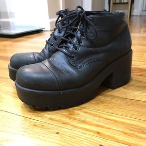 Vagabond Dioon Platform Lace Up Bootie